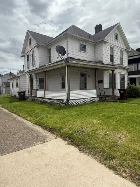 Exterior - 979 Lagonda Ave, Springfield, OH 45503 photo 2 of 7