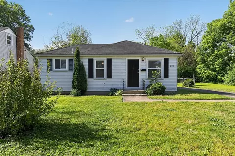 226 Grand Ave, Trotwood, OH 45426