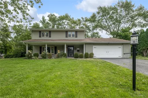 204 Saundra Ct, Dayton, OH 45430