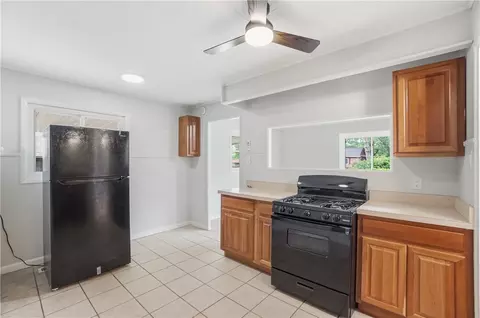 8741 Neptune Dr, Cincinnati, OH 45231 photo 11
