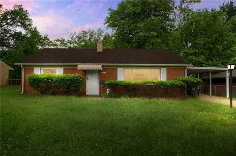 8741 Neptune Dr, Cincinnati, OH 45231 photo 2
