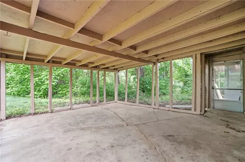 8741 Neptune Dr, Cincinnati, OH 45231 photo 25