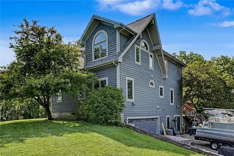 4445 Pinehill Dr, Dayton, OH 45424
