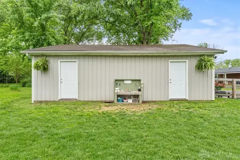 Exterior - 7436 Stephen St, Maineville, OH 45039 photo 15 of 17