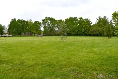 3495 Tipp Cowlesville Rd, Tipp City, OH 45371