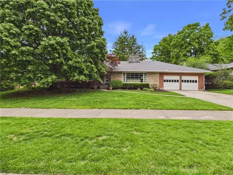311 Schenck Ave, Oakwood, OH 45409