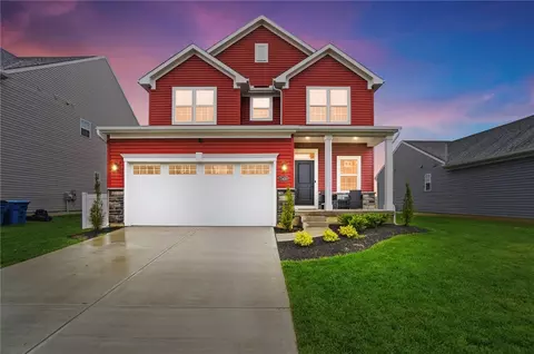 3409 Arrowwood St, Tipp City, OH 45371