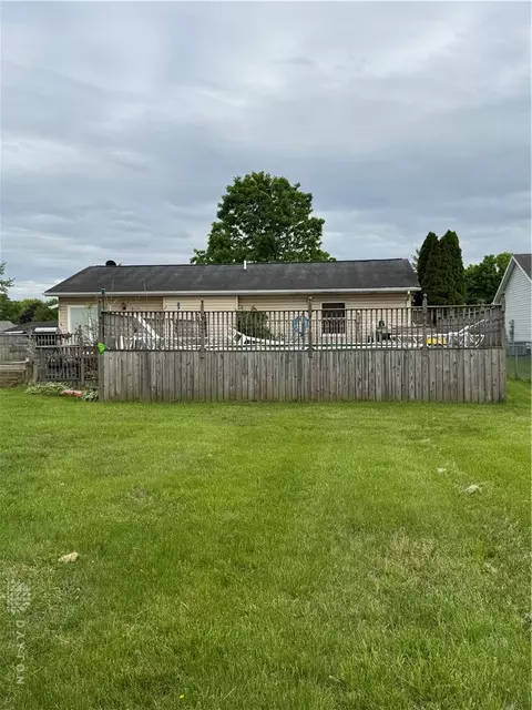 Exterior - 165 Baker Ln, Franklin, OH 45005 photo 8 of 8