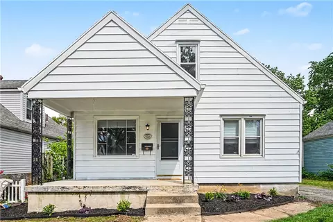 4048 Old Riverside Dr, Dayton, OH 45405