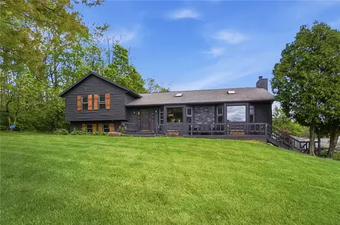 5209 N Addison New Carlisle Rd, Casstown, OH 45312