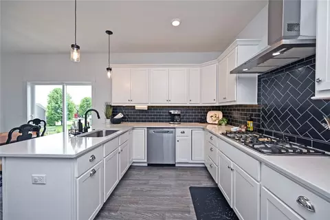 1155 Silversmith Way, Lebanon, OH 45036
