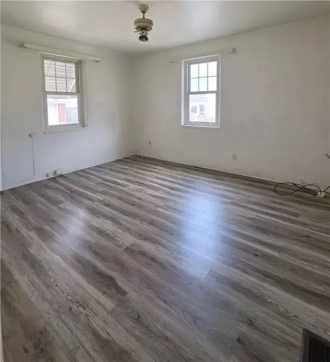 Living - 3109 Shroyer Rd, Kettering, OH 45429 photo 3 of 3