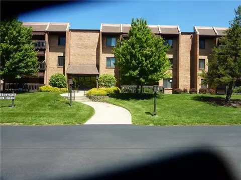 1345 Tattersall Rd #64, Centerville, OH 45459