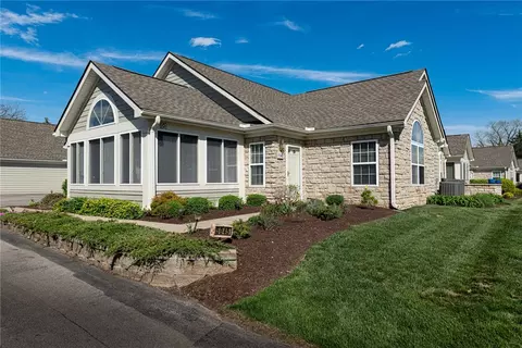 5045 Crescent Ridge Dr, Clayton, OH 45315