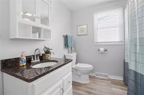 Bath - 101 Pattison Ave, Morrow, OH 45152 photo 1 of 2