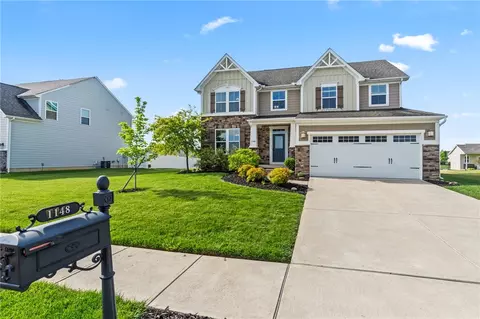 Exterior - 1148 Red Maple Dr, Troy, OH 45373 photo 3 of 16