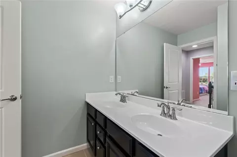 Bath - 1148 Red Maple Dr, Troy, OH 45373 photo 7 of 9
