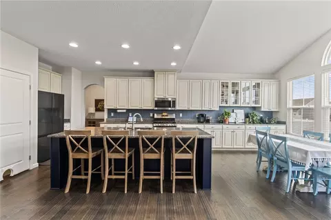Kitchen - 1148 Red Maple Dr, Troy, OH 45373 photo 2 of 6