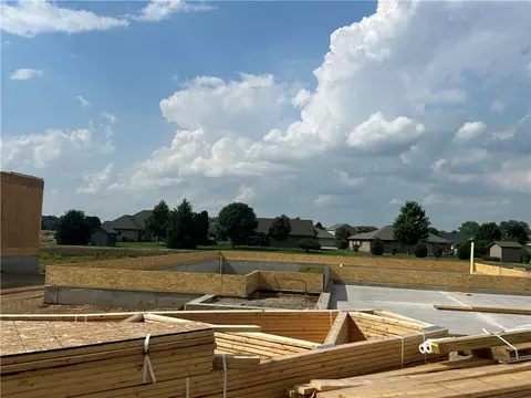 444 Hollywood Blvd, Xenia, OH 45385