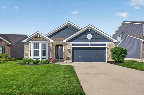 165 Bailey Ln, Springboro, OH 45066