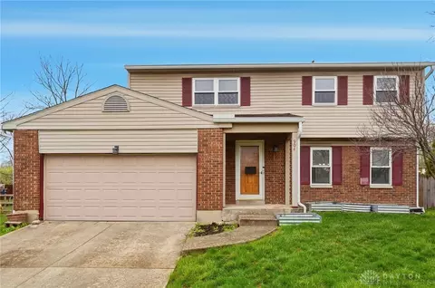 904 Baker Ct, Middletown, OH 45044