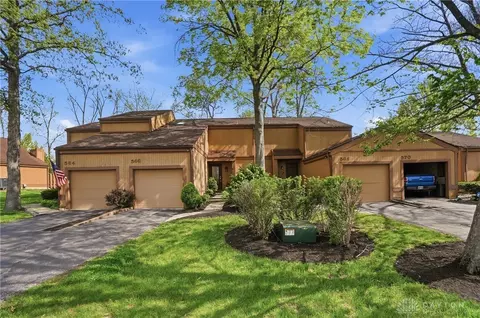 566 Maple Ln, Mason, OH 45040