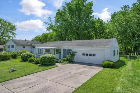 Exterior - 427 Knickerbocker Ave, Springfield, OH 45506 photo 8 of 13