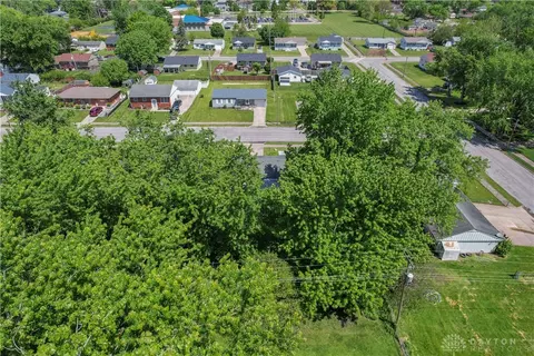 View/Area - 427 Knickerbocker Ave, Springfield, OH 45506 photo 10 of 12