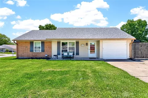 1311 E Market St, Germantown, OH 45327