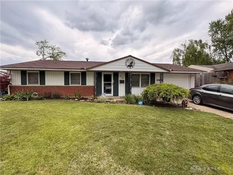 6041 Leycross Dr, Huber Heights, OH 45424