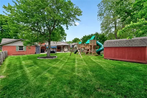 Exterior - 4333 Appleton Pl, Kettering, OH 45440 photo 16 of 20