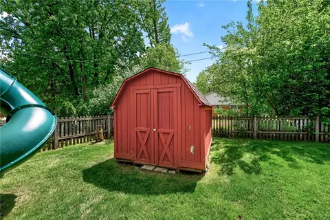 Exterior - 4333 Appleton Pl, Kettering, OH 45440 photo 15 of 20