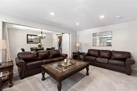 Living - 4333 Appleton Pl, Kettering, OH 45440 photo 5 of 7