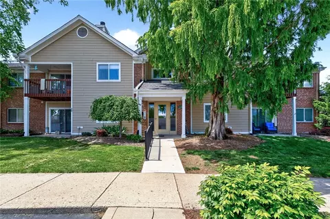 148 Mallard Glen Dr #8, Centerville, OH 45458