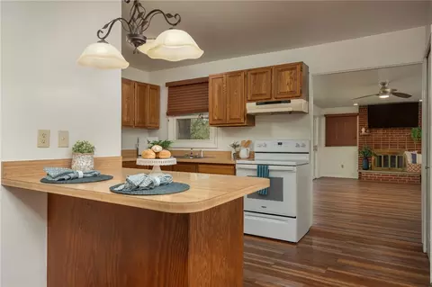 Kitchen - 2757 Danz Ave, Kettering, OH 45420 photo 2 of 3