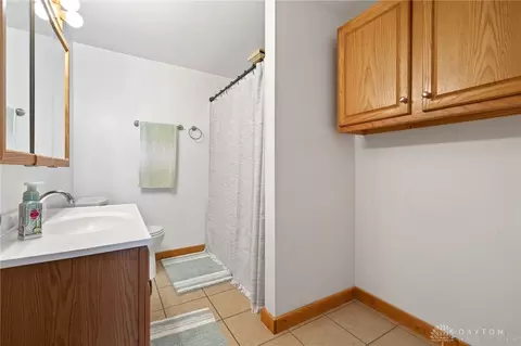 Bath - 134 E 1st St, Springfield, OH 45504 photo 5 of 5