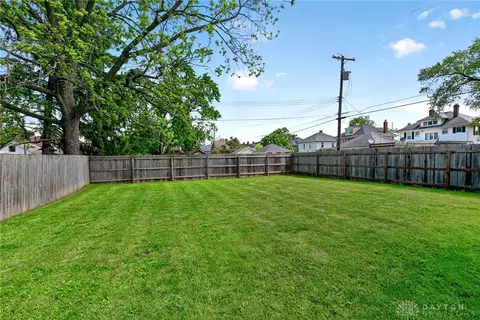 Exterior - 134 E 1st St, Springfield, OH 45504 photo 7 of 8