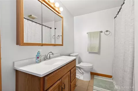 Bath - 134 E 1st St, Springfield, OH 45504 photo 4 of 5