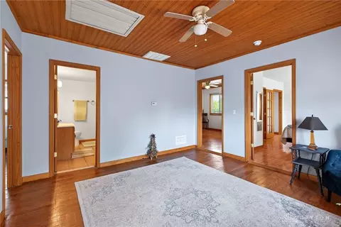 Entry Way - 134 E 1st St, Springfield, OH 45504 photo 6 of 6