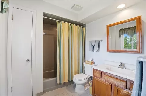 Bath - 3100 E Galbraith Rd, Cincinnati, OH 45236 photo 1 of 4