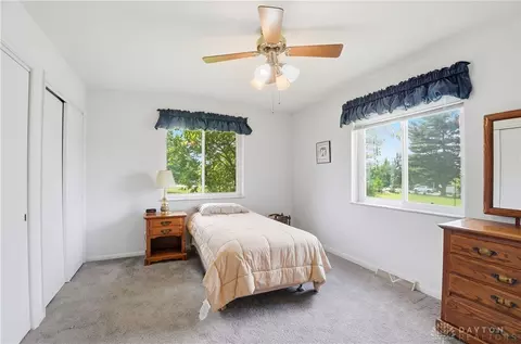 Bedroom - 3100 E Galbraith Rd, Cincinnati, OH 45236 photo 4 of 6
