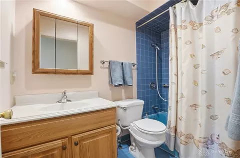 Bath - 3100 E Galbraith Rd, Cincinnati, OH 45236 photo 3 of 4
