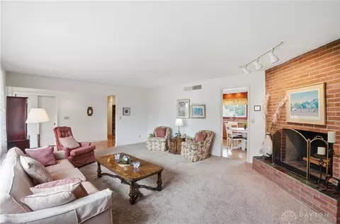 Living - 3100 E Galbraith Rd, Cincinnati, OH 45236 photo 2 of 3