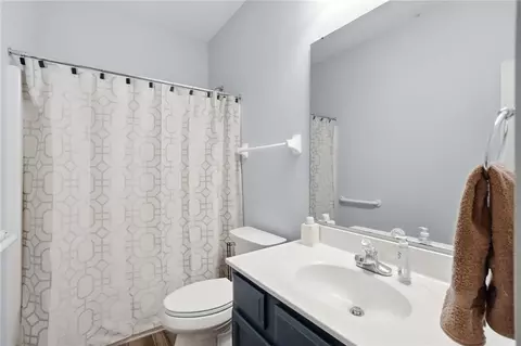Bath - 60 E Long Meadow Dr, Springboro, OH 45066 photo 5 of 6