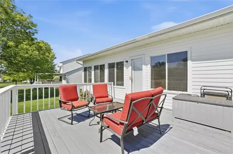 Exterior - 60 E Long Meadow Dr, Springboro, OH 45066 photo 10 of 11
