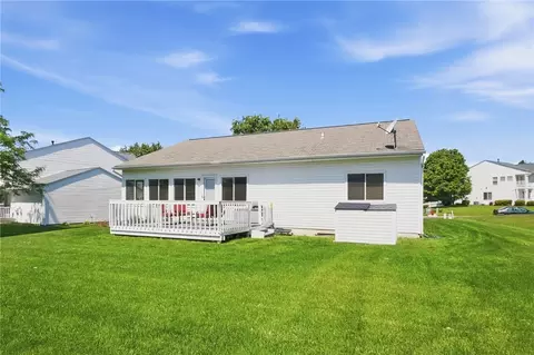 Exterior - 60 E Long Meadow Dr, Springboro, OH 45066 photo 7 of 11