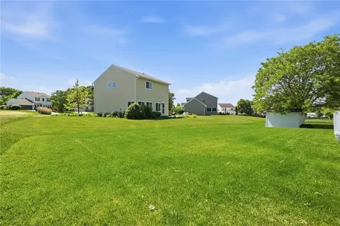 Exterior - 60 E Long Meadow Dr, Springboro, OH 45066 photo 8 of 11