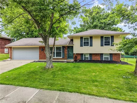 130 Teakwood Ln, Springboro, OH 45066