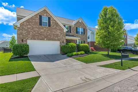 Exterior - 9448 Oak Brook Dr, Centerville, OH 45458 photo 9 of 9