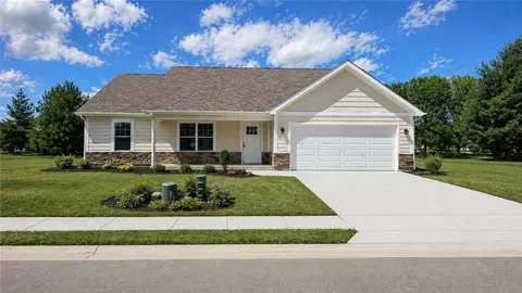 1443 Paul Revere Way, Troy, OH 45373